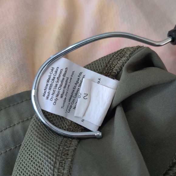 🥀3/$20 Athletic shorts in forest green XL - Picture 9 of 9